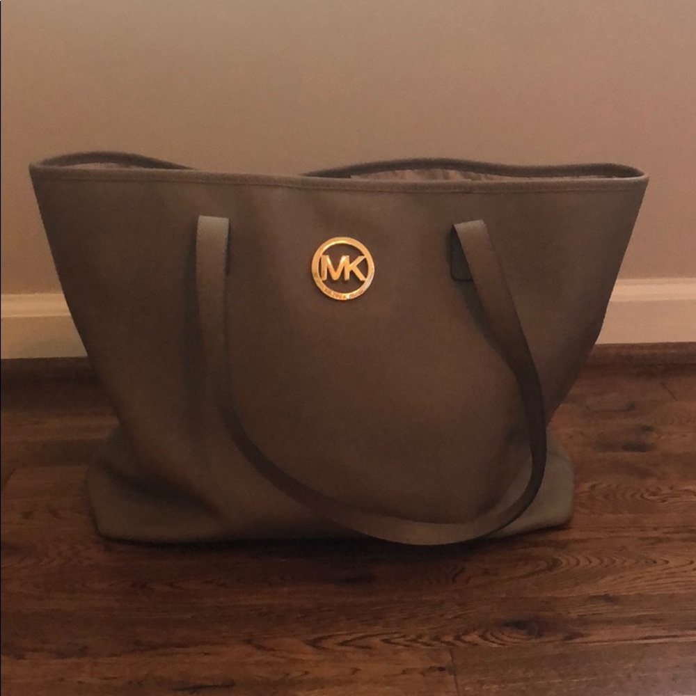 Michael Kors Tote
